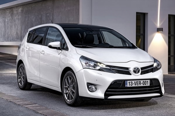 https://wcar.sets.lv/cars/Toyota/Verso minivens/1389102127-Toyota-Verso_2013_800x600_wallpaper_07.jpg